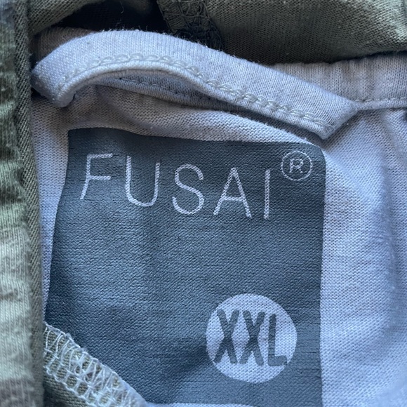 Fusai Hooded T-Shirt - Picture 4 of 4